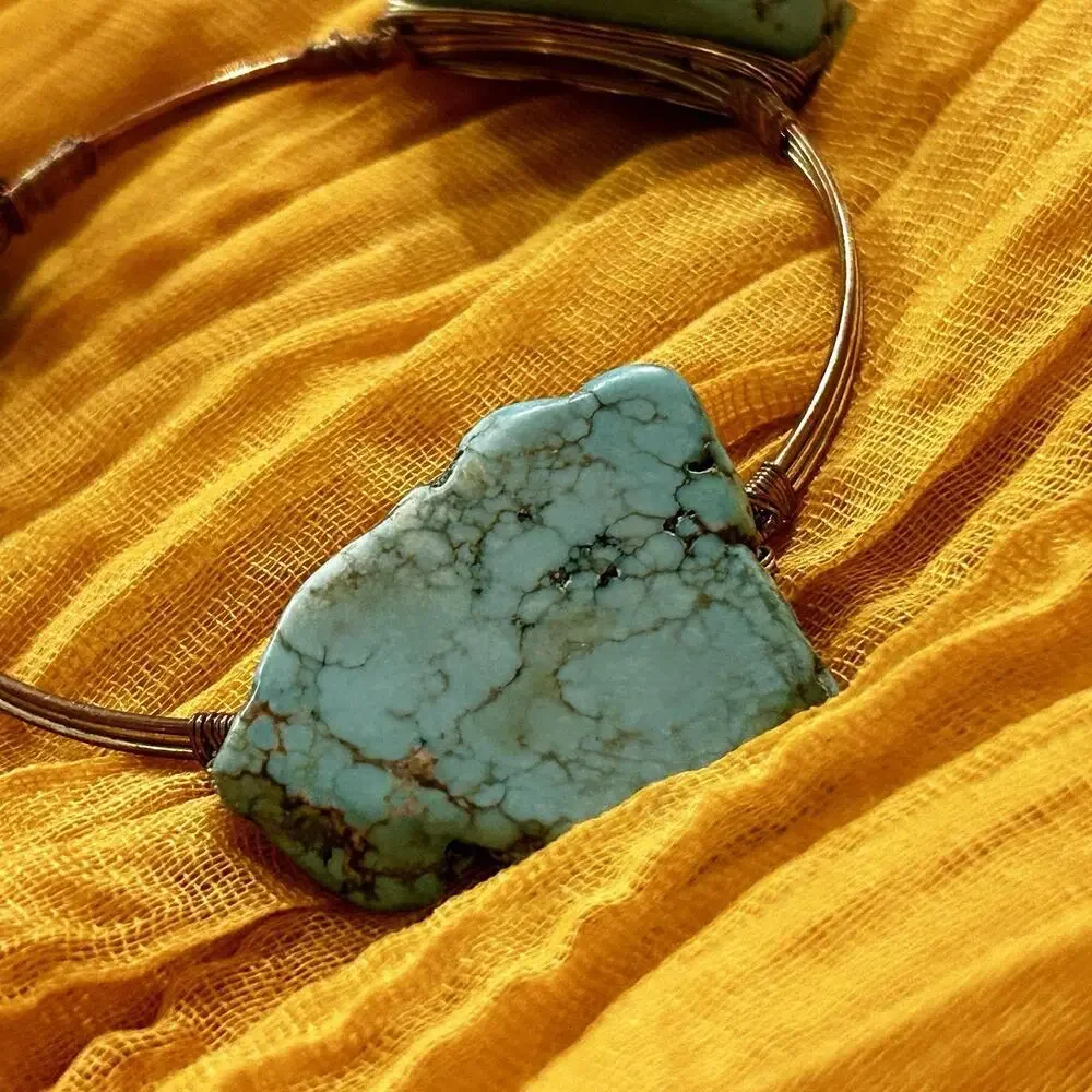 Handcrafted Copper Wire Bangle Bracelet Raw Turquoise Stones - Picture 6 of 7